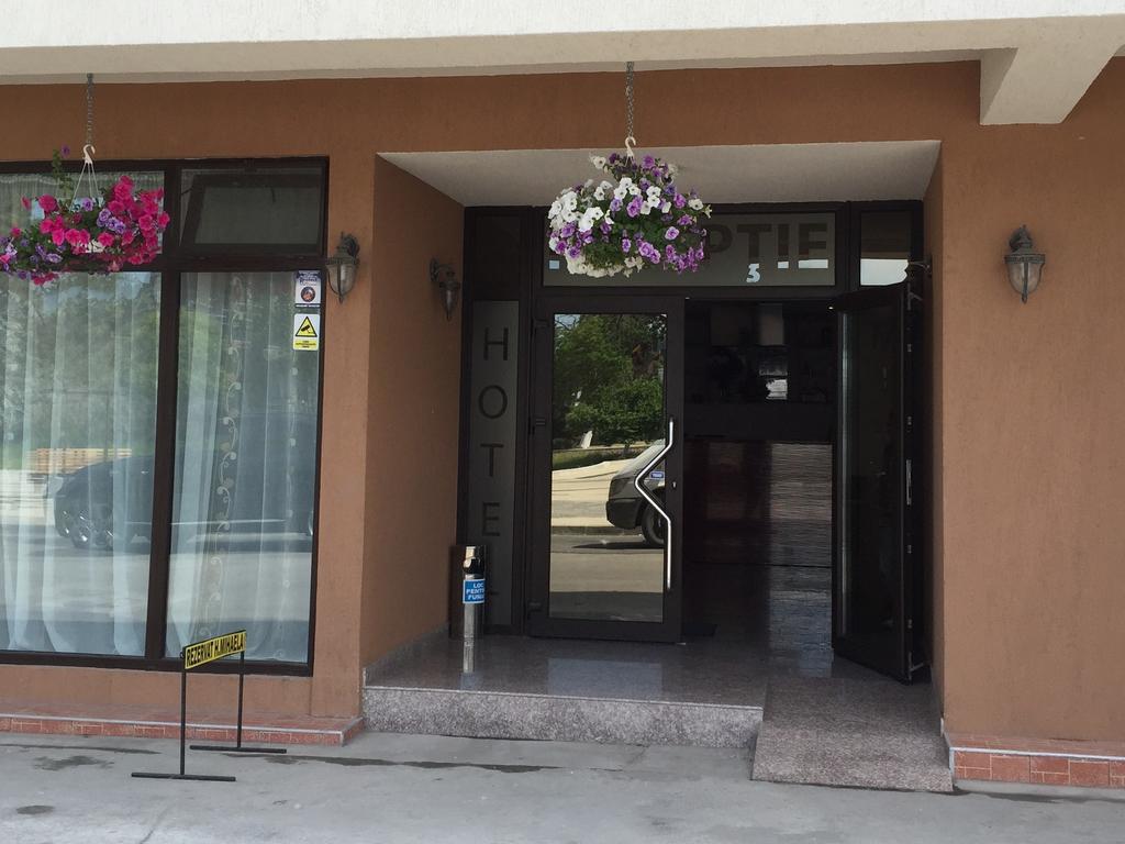 Hotel Mihaela Mamaia Exterior foto
