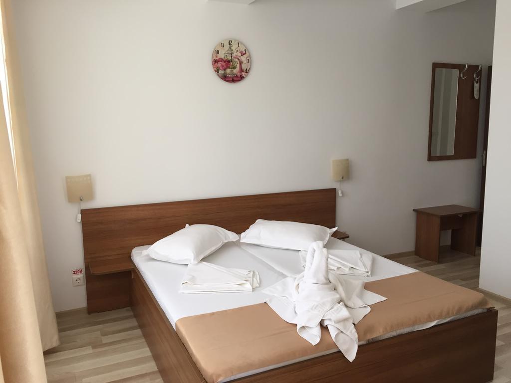 Hotel Mihaela Mamaia Habitación foto